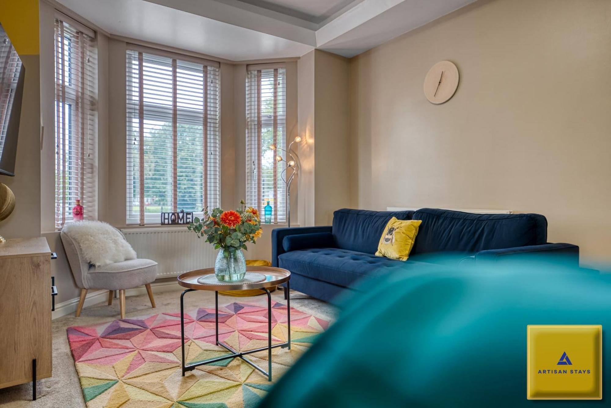 4 Bedroom, 6 Beds, 3 Bathrooms, Near Nec & Birmingham Airport, Business, Contractor And Family Friendly, Free Wi-Fi, Free Parking Coventry Esterno foto